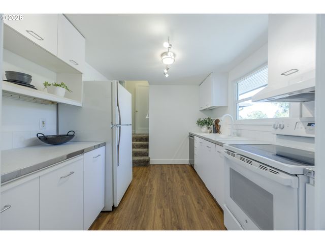 1629 E 24TH Ave, Eugene, OR 97403