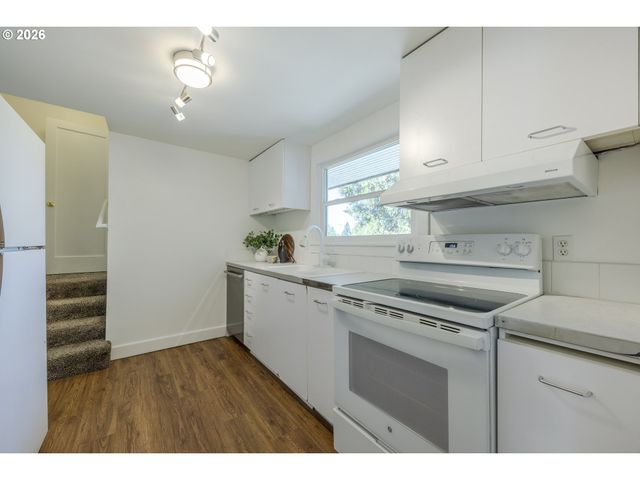 1629 E 24TH Ave, Eugene, OR 97403