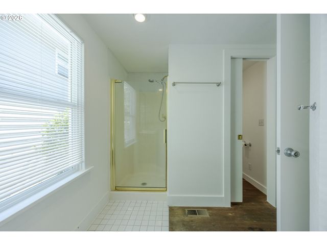 1629 E 24TH Ave, Eugene, OR 97403