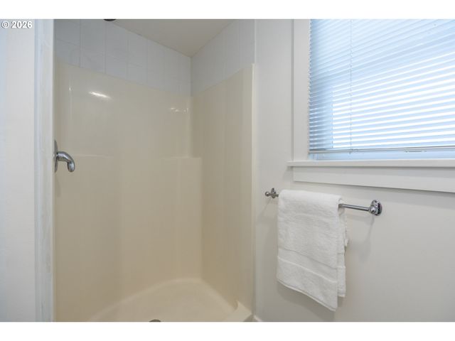 1629 E 24TH Ave, Eugene, OR 97403