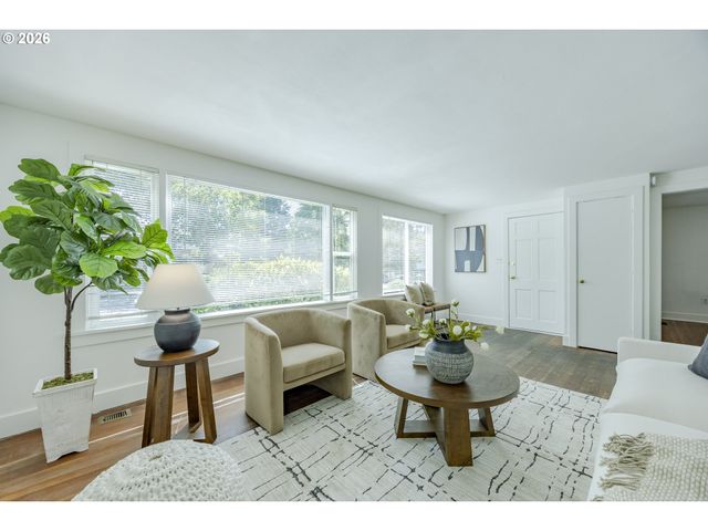1629 E 24TH Ave, Eugene, OR 97403