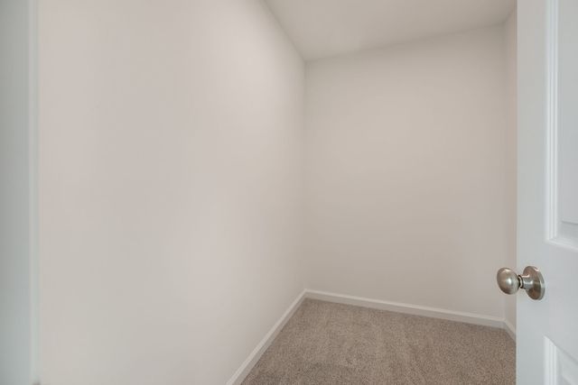 1283 Huntington Drive, Mundelein, IL 60060