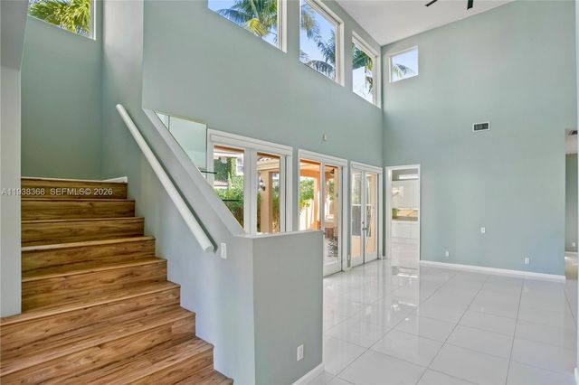 3728 NE 208th Ter, Aventura, FL 33180