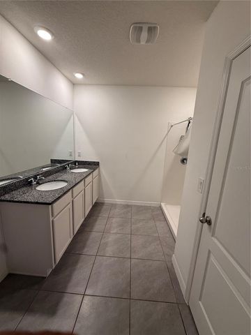 1731 SETTER AVENUE, St Cloud, FL 34771