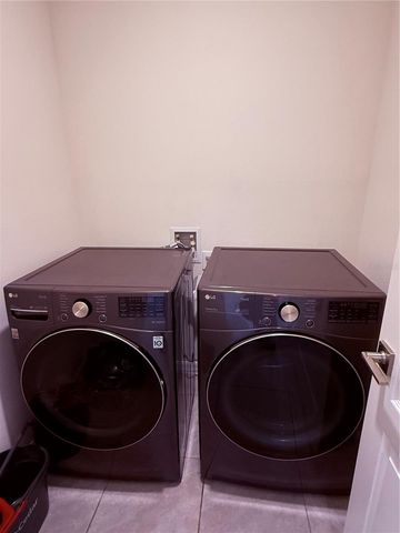 1731 SETTER AVENUE, St Cloud, FL 34771