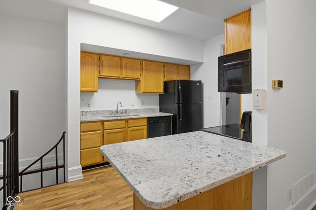 1448 N Illinois Street, Indianapolis, IN 46202