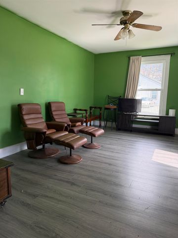 166 STRAITH ST, Staunton, VA 24401