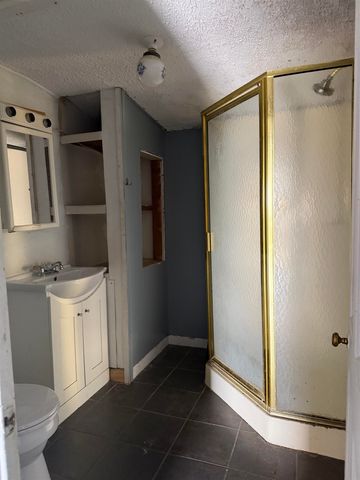 166 STRAITH ST, Staunton, VA 24401