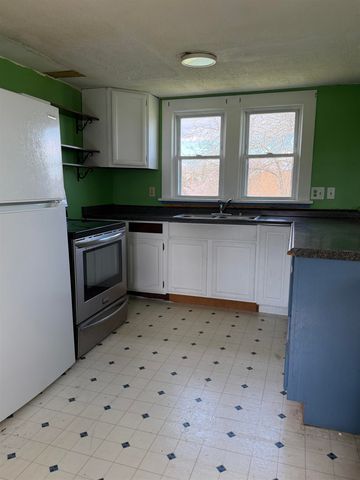 166 STRAITH ST, Staunton, VA 24401