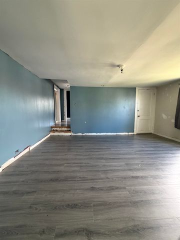 166 STRAITH ST, Staunton, VA 24401