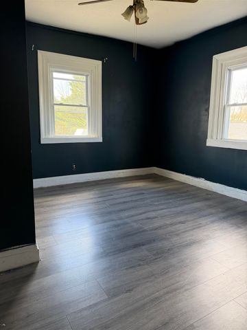 166 STRAITH ST, Staunton, VA 24401