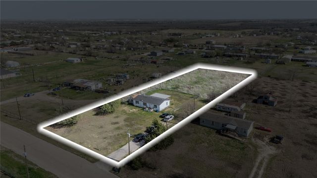 9020 Sallys Way, Alvarado, TX 76009