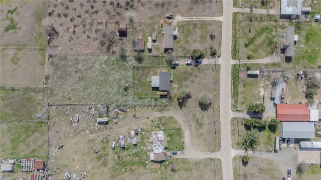 9020 Sallys Way, Alvarado, TX 76009
