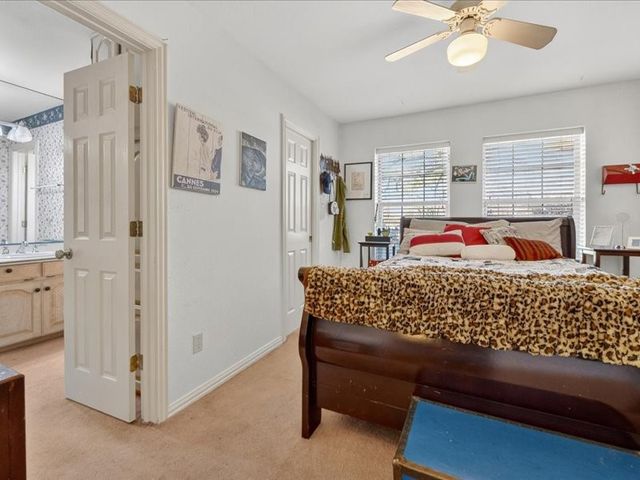 1704 S Bowen Road, Pantego, TX 76013