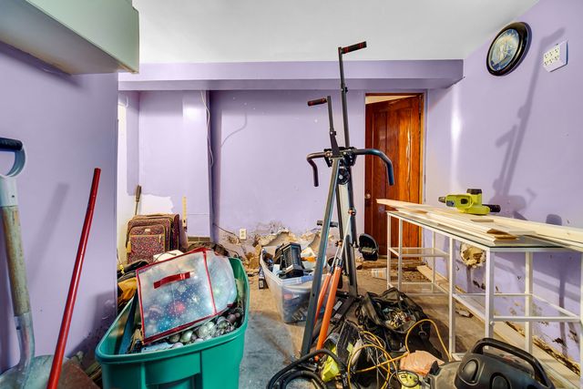 3143 N Kostner Avenue, Chicago, IL 60641