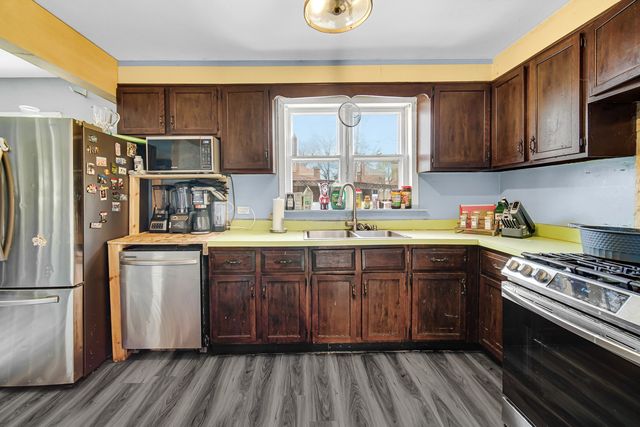 3143 N Kostner Avenue, Chicago, IL 60641