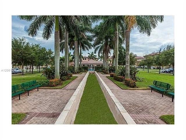14663 SW 9th St 1810, Pembroke Pines, FL 33027