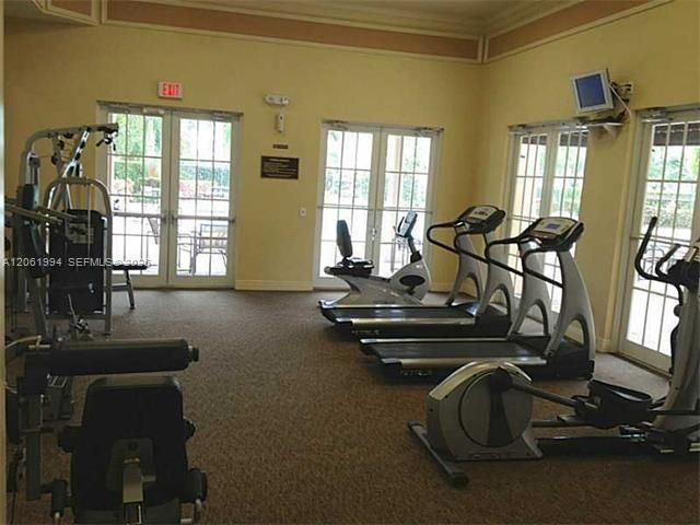 14663 SW 9th St 1810, Pembroke Pines, FL 33027