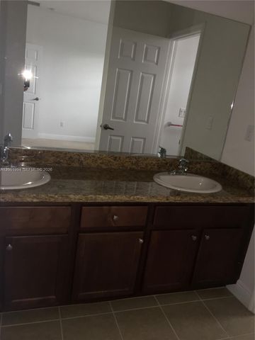 14663 SW 9th St 1810, Pembroke Pines, FL 33027