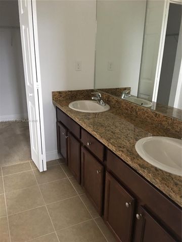 14663 SW 9th St 1810, Pembroke Pines, FL 33027
