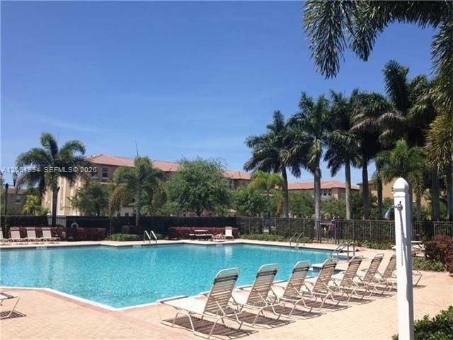 14663 SW 9th St 1810, Pembroke Pines, FL 33027