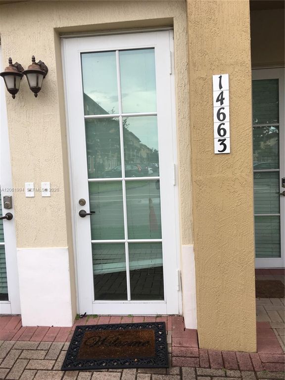 14663 SW 9th St 1810, Pembroke Pines, FL 33027