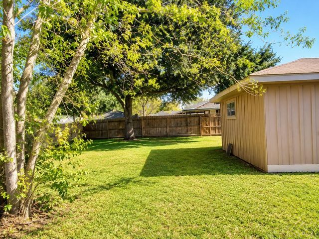 6622 Castleview Lane, Houston, TX 77489