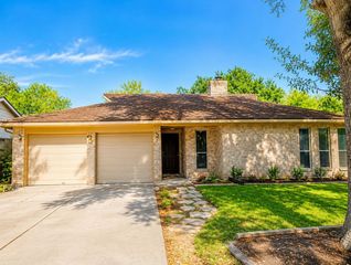 6622 Castleview Lane, Houston, TX 77489