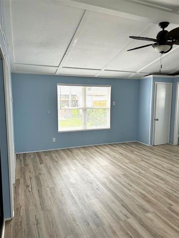 16717 Captain Hook, Jamaica Beach, TX 77554