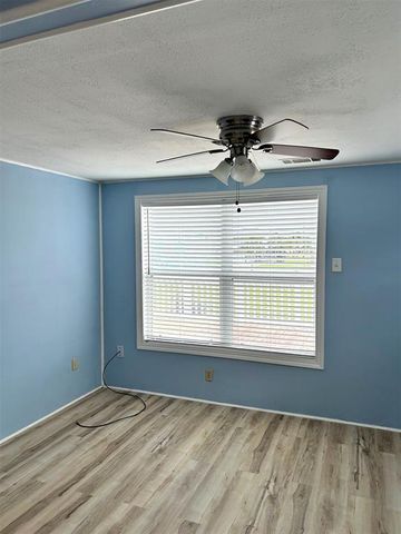 16717 Captain Hook, Jamaica Beach, TX 77554