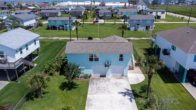 16717 Captain Hook, Jamaica Beach, TX 77554