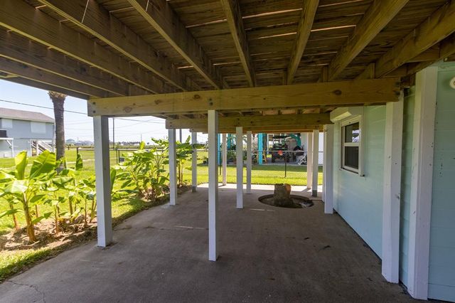 16717 Captain Hook, Jamaica Beach, TX 77554
