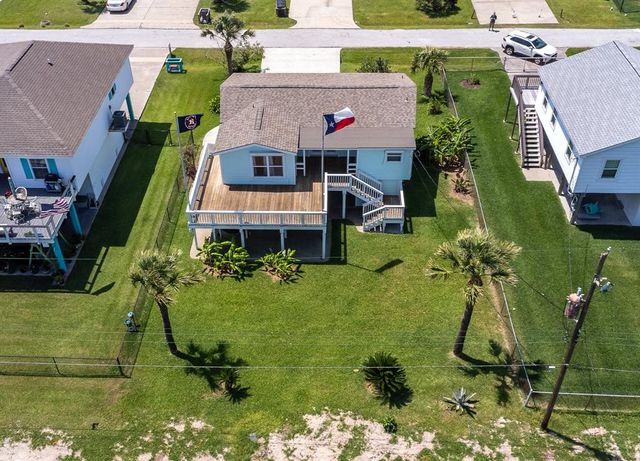 16717 Captain Hook, Jamaica Beach, TX 77554