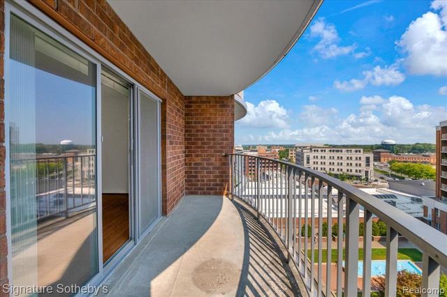 411 S Old Woodward Avenue 907, Birmingham, MI 48009