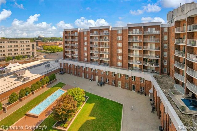 411 S Old Woodward Avenue 907, Birmingham, MI 48009