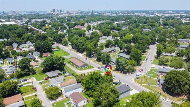 2042 Berkley AVE, Chesapeake, VA 23324