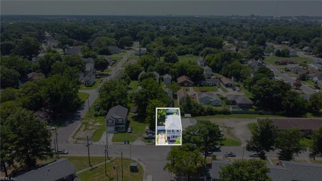 2042 Berkley AVE, Chesapeake, VA 23324
