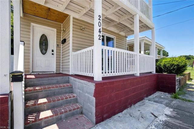 2042 Berkley AVE, Chesapeake, VA 23324