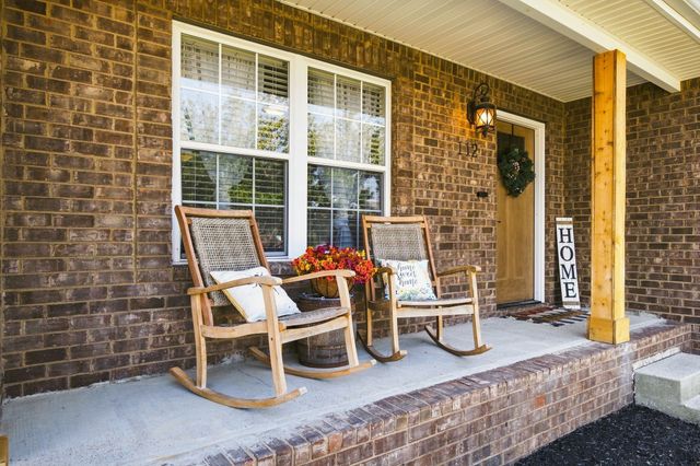 112 Eagles Nest Dr, Portland, TN 37148