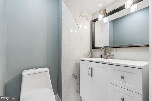 4 FARM LN, Middletown, DE 19709