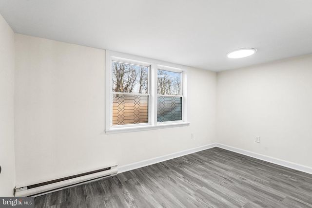 4 FARM LN, Middletown, DE 19709