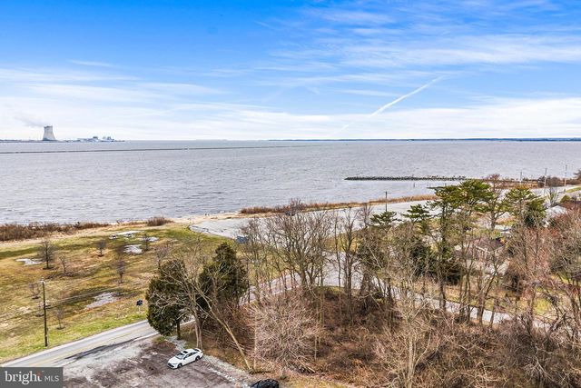 4 FARM LN, Middletown, DE 19709