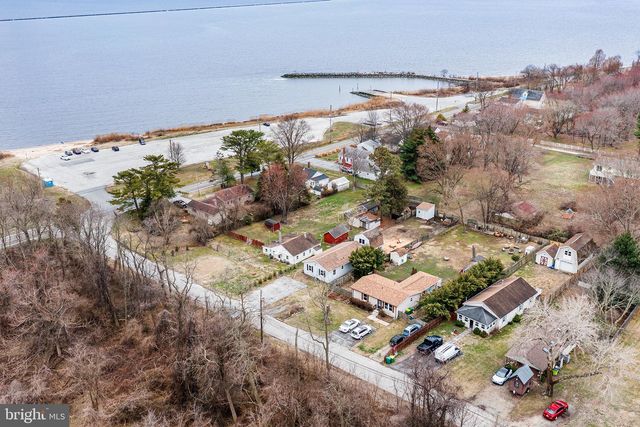 4 FARM LN, Middletown, DE 19709