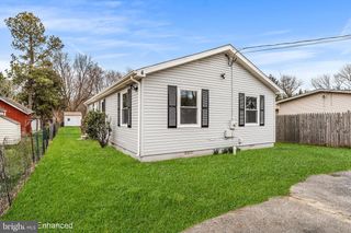 4 FARM LN, Middletown, DE 19709