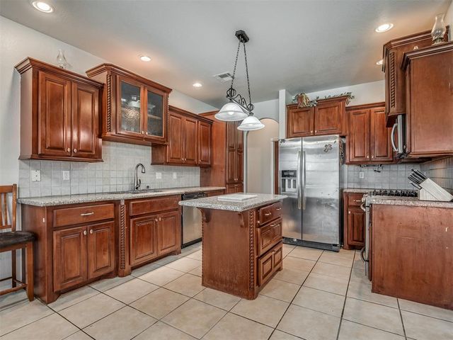 18916 Kelli Lane, Shawnee, OK 74801