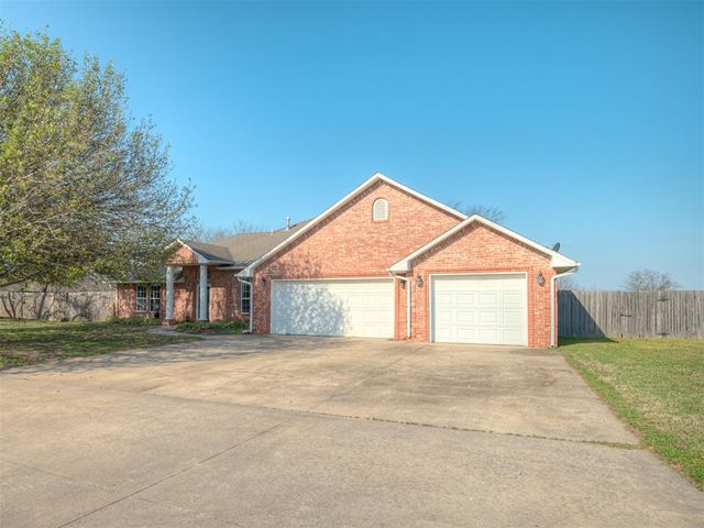 18916 Kelli Lane, Shawnee, OK 74801