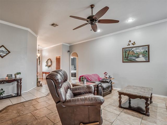 18916 Kelli Lane, Shawnee, OK 74801