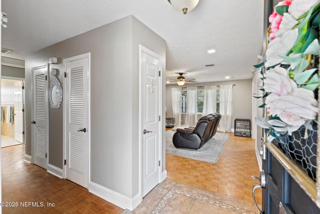 2320 HOLLY LEAF Lane, Orange Park, FL 32073