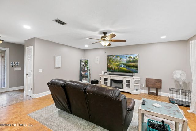 2320 HOLLY LEAF Lane, Orange Park, FL 32073