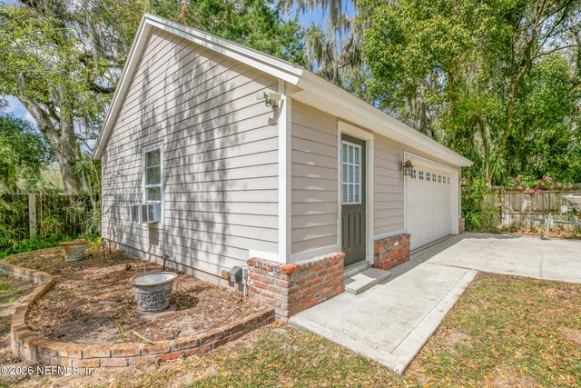 2320 HOLLY LEAF Lane, Orange Park, FL 32073